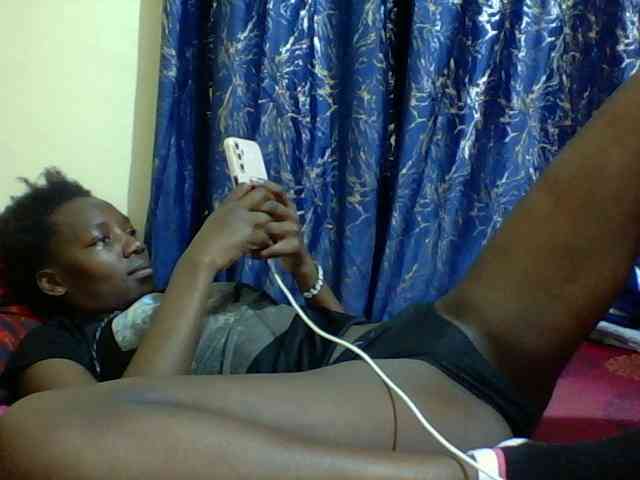 Sweetebonny webcam