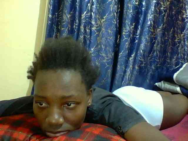 Sweetebonny webcam