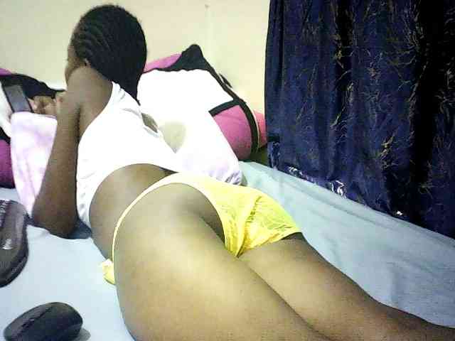 Sweetebonny webcam