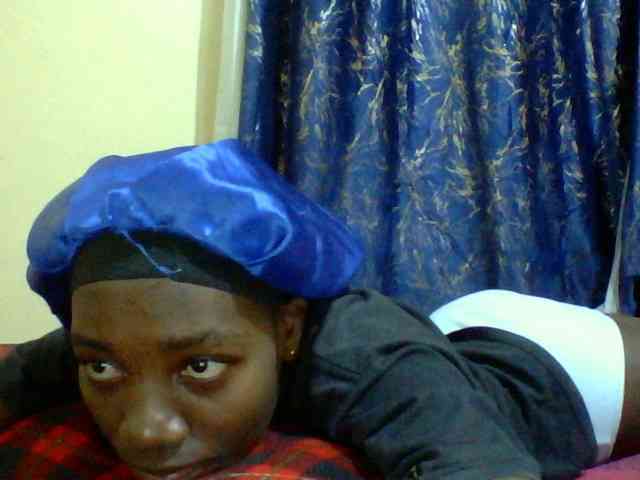 Sweetebonny webcam