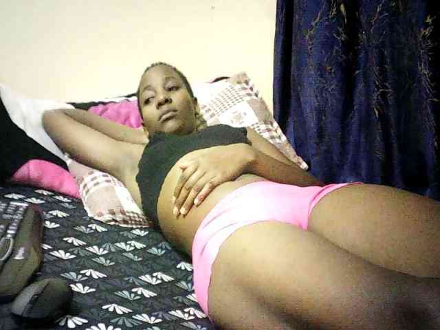 Sweetebonny webcam