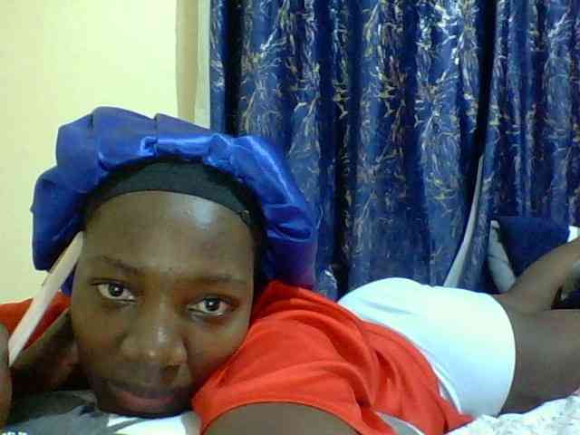 Sweetebonny webcam