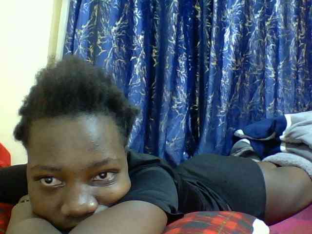 Sweetebonny webcam
