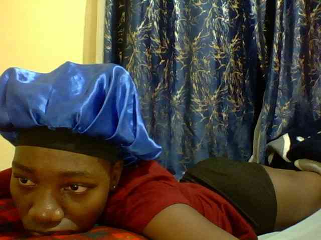 Sweetebonny webcam