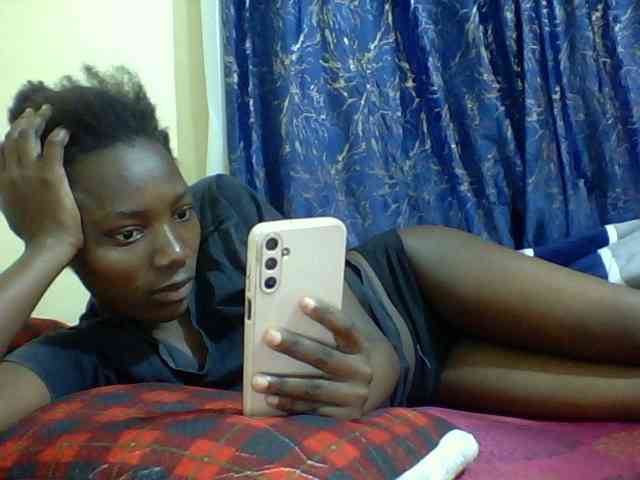 Sweetebonny webcam