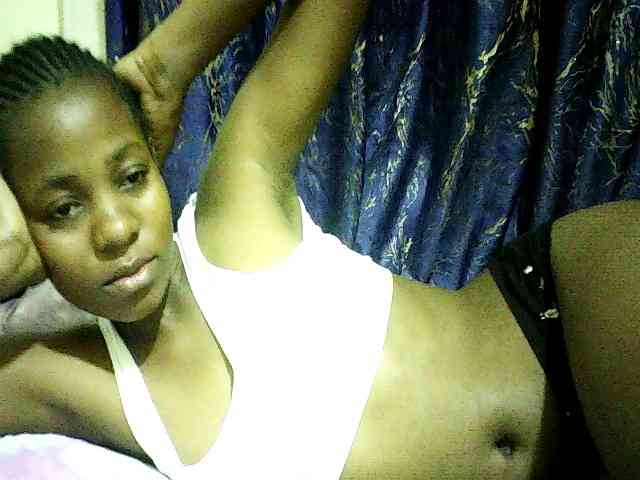 Sweetebonny webcam