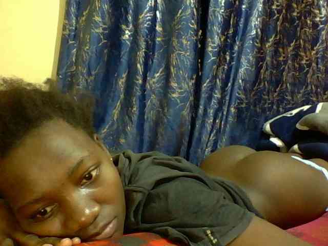 Sweetebonny webcam