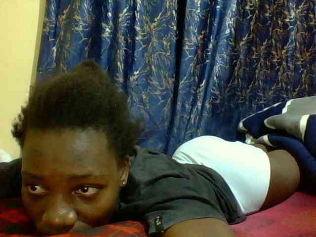 Sweetebonny webcam