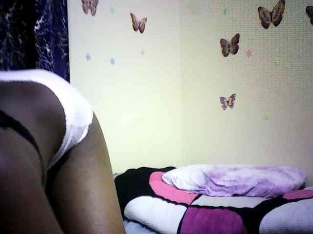 Sweetebonny webcam