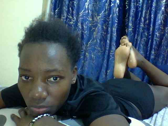 Sweetebonny webcam