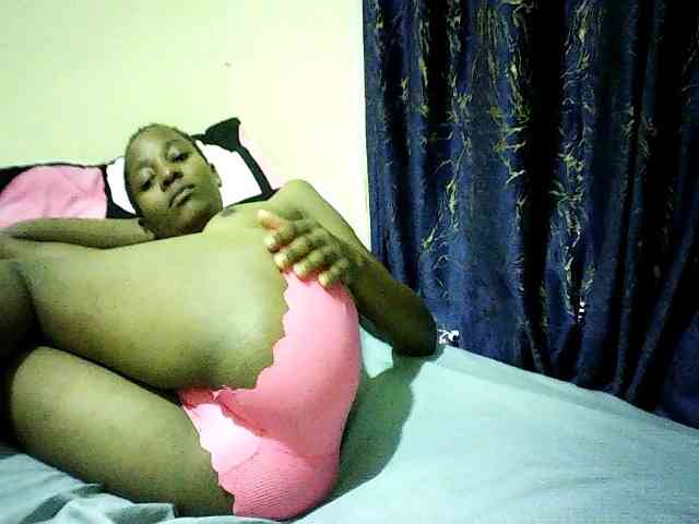 Sweetebonny webcam