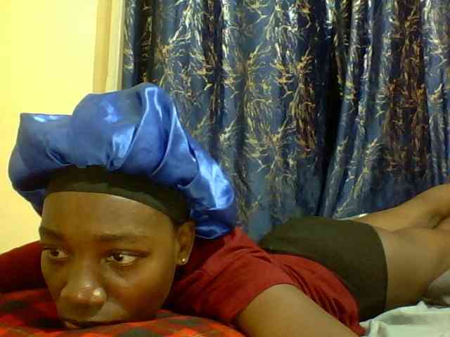 Sweetebonny webcam