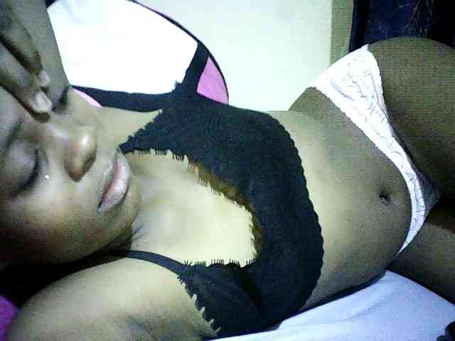 Sweetebonny webcam