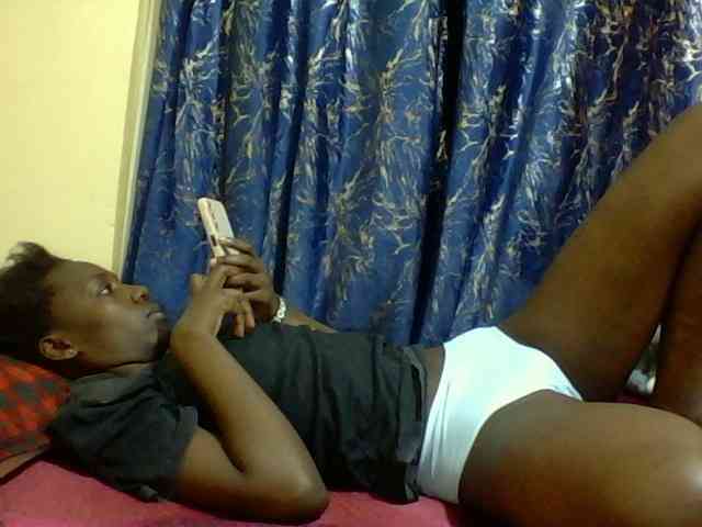 Sweetebonny webcam