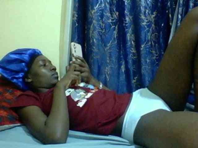Sweetebonny webcam