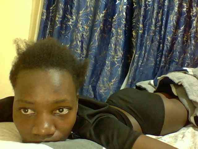 Sweetebonny webcam
