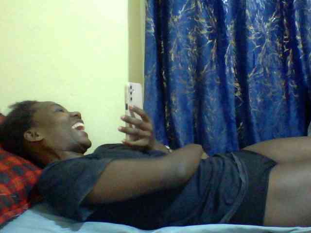 Sweetebonny webcam