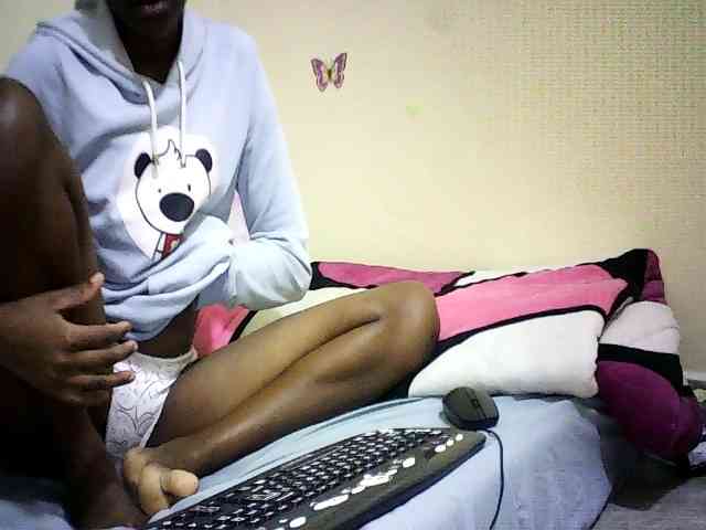 Sweetebonny webcam