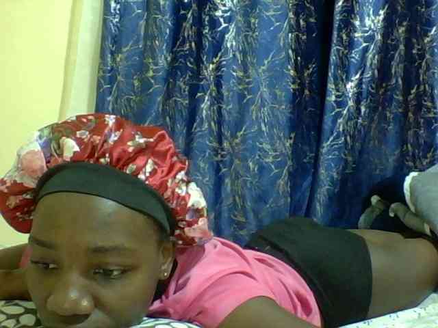 Sweetebonny webcam
