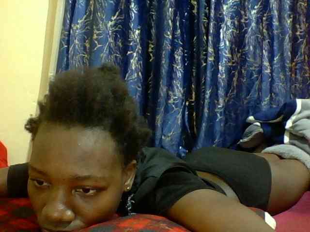 Sweetebonny webcam