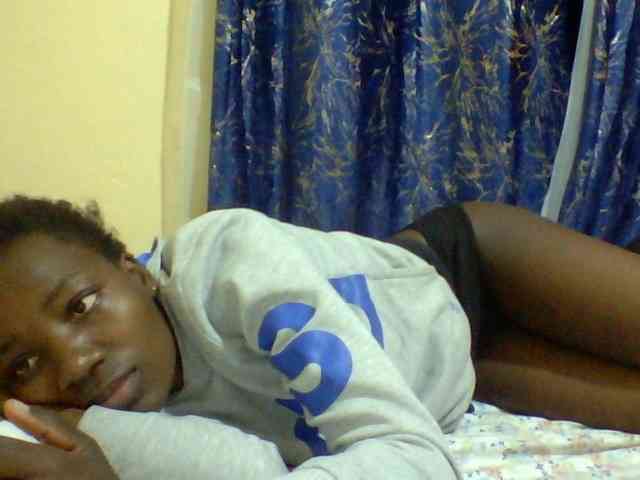 Sweetebonny webcam