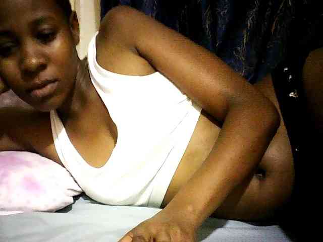 Sweetebonny webcam
