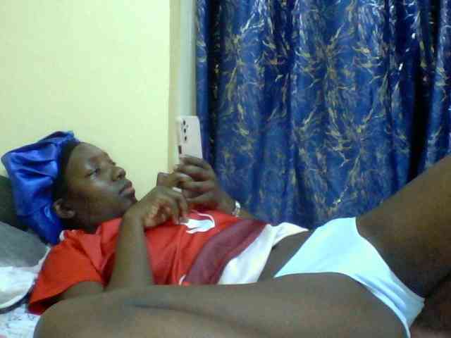 Sweetebonny webcam