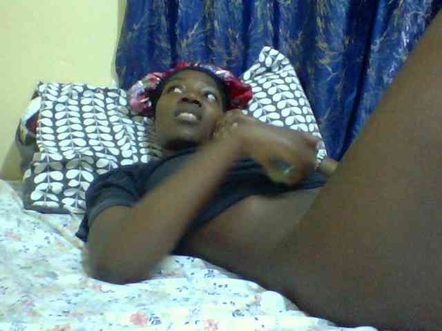 Sweetebonny webcam