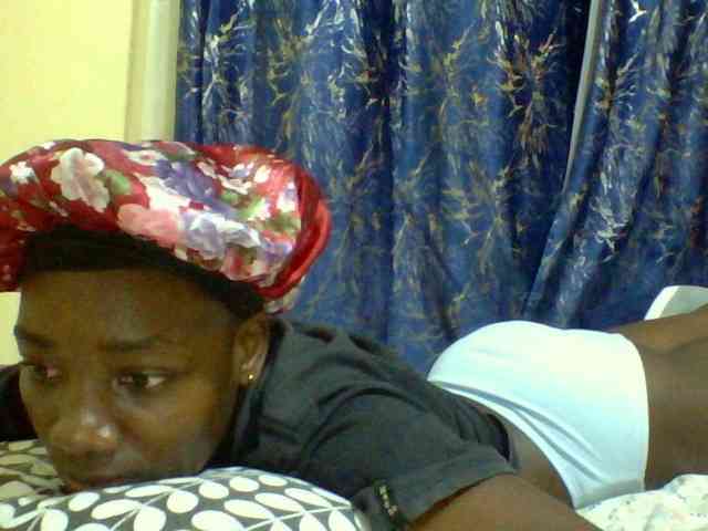 Sweetebonny webcam