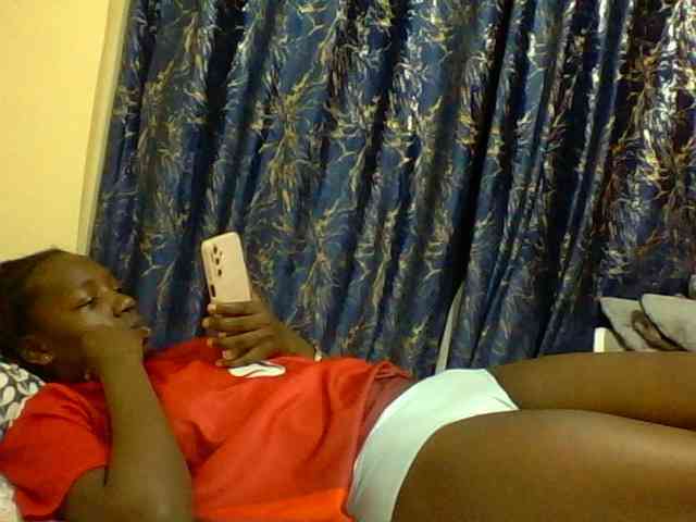 Sweetebonny webcam
