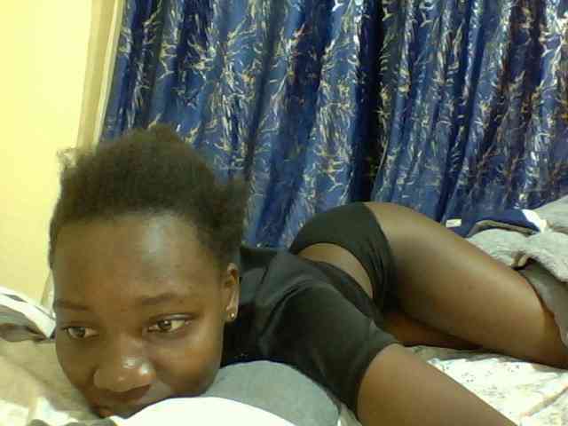 Sweetebonny Live Webcam on BongaCams