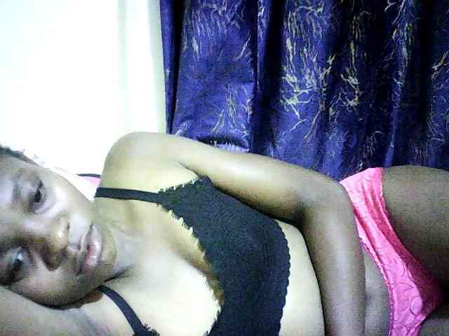 Sweetebonny webcam