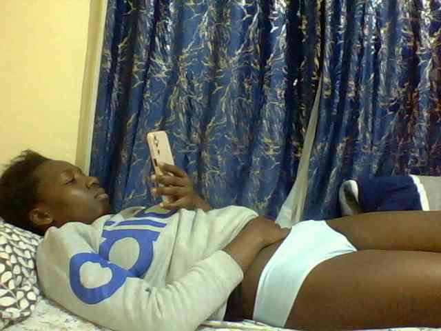 Sweetebonny webcam