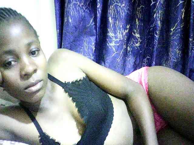 Sweetebonny webcam