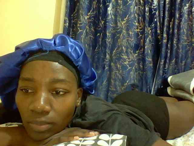 Sweetebonny webcam