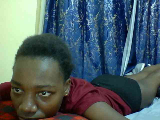 Sweetebonny webcam