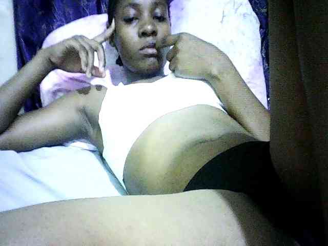 Sweetebonny webcam