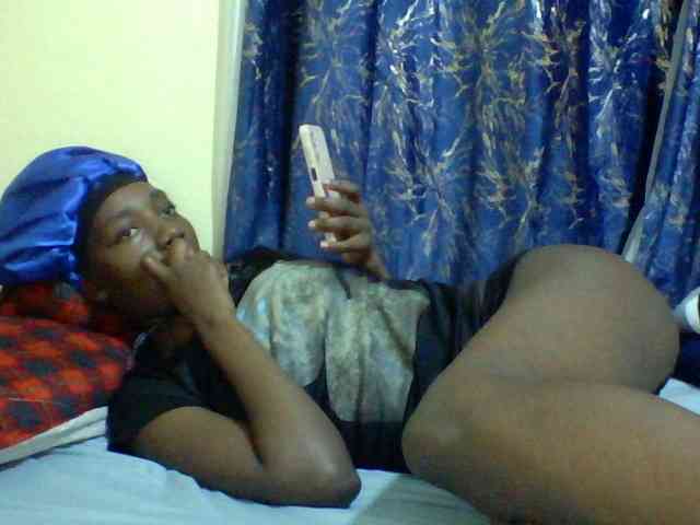 Sweetebonny webcam