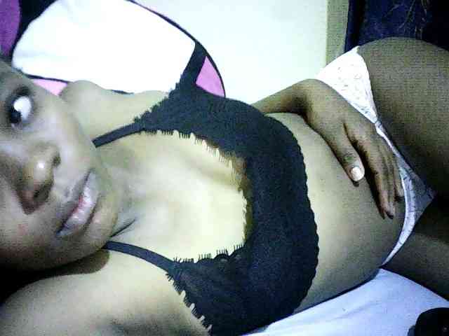 Sweetebonny webcam