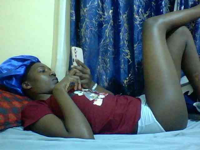 Sweetebonny webcam