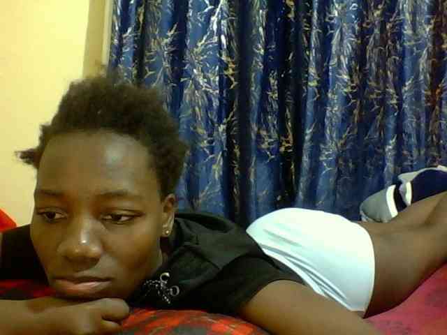 Sweetebonny webcam