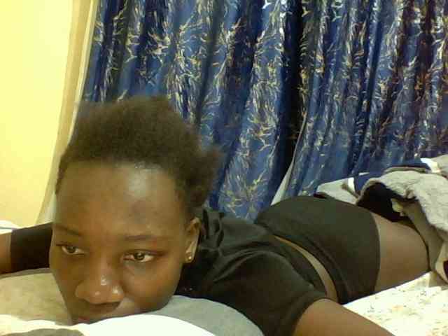 Sweetebonny webcam