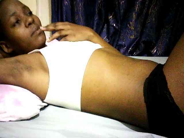Sweetebonny webcam
