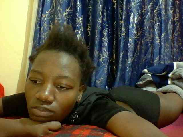 Sweetebonny webcam