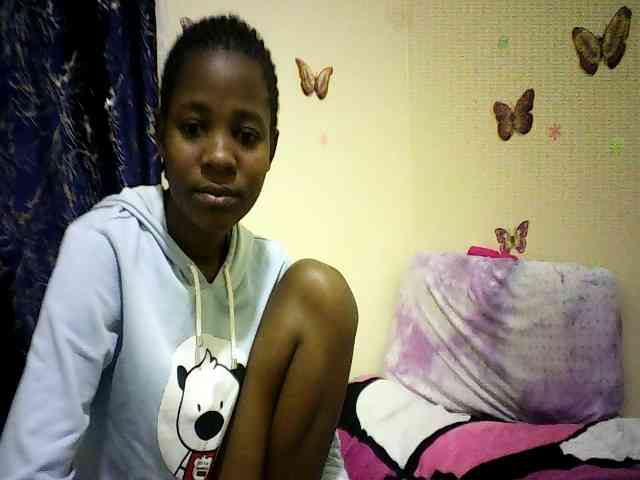 Sweetebonny webcam