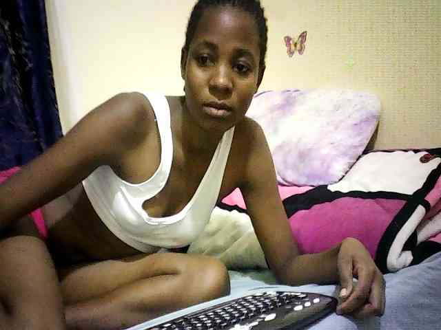 Sweetebonny webcam