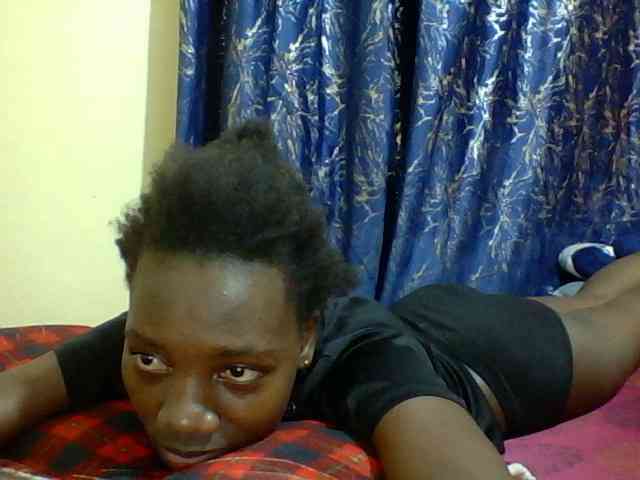 Sweetebonny webcam