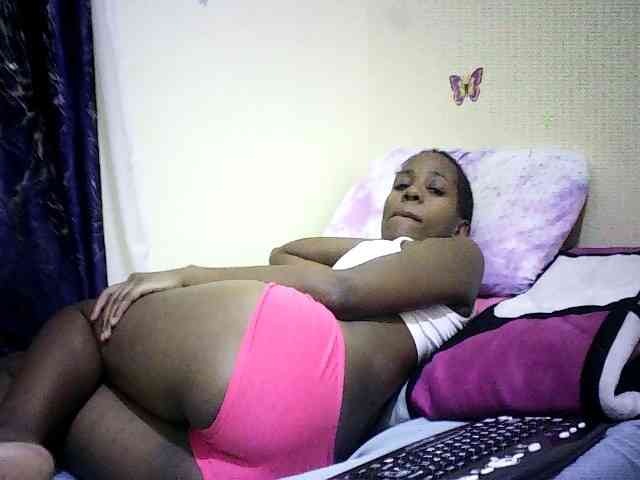 Sweetebonny webcam