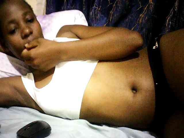Sweetebonny webcam