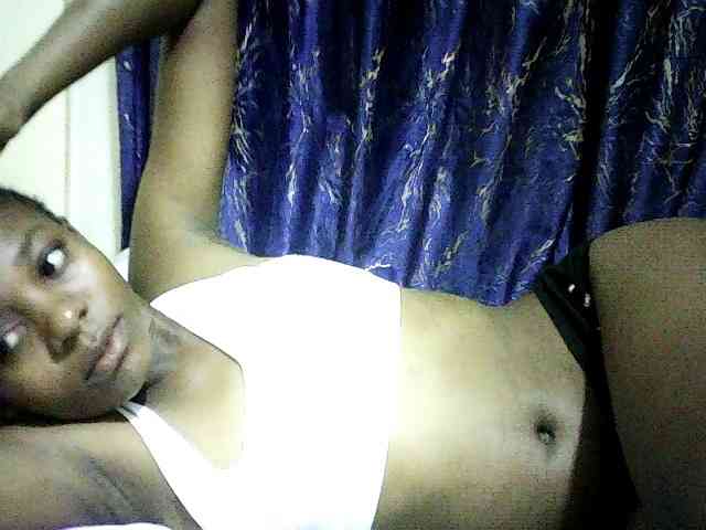 Sweetebonny webcam